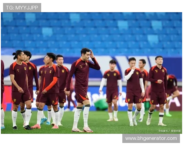 中国足球队备战世界杯预选赛 热身赛大胜对手士气高涨