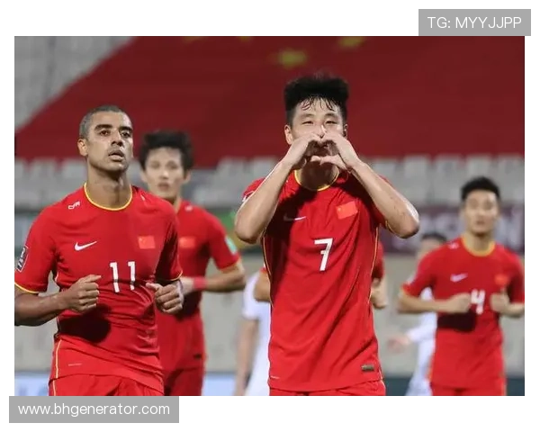 中国足球队迎战韩国队，备战亚洲杯决赛圈，球迷期待新一轮对决